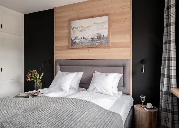 Apart-Center Motola Residence